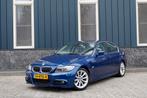 BMW 330i E90 LCI 2011 | M-PAKKET | HARMAN KARDON | LE MANS |, Auto's, Euro 5, Achterwielaandrijving, Zwart, Blauw