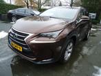 Lexus NX 300H 2.5 E-cvt AWD 2016 Bruin, Auto's, Lexus, Automaat, USB, 1760 kg, Leder