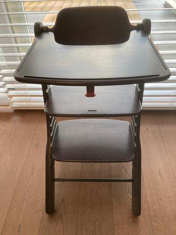 Kinderstoel: meegroeistoel beschikbaar voor biedingen