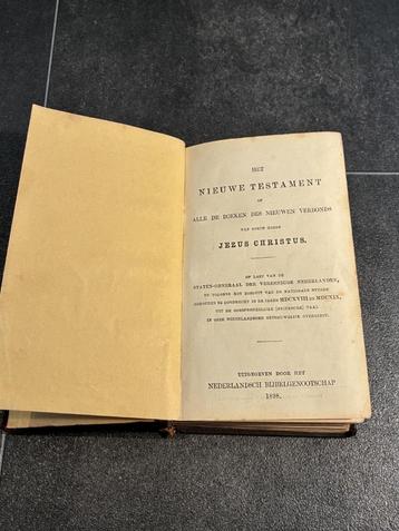 Bijbel (Nieuwe Testament) gesigneerd door J.J Voskuil beschikbaar voor biedingen