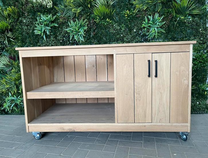 Eikenhouten buitenkeuken, Tuin en Terras, Buitenkeukens, Zo goed als nieuw, Houtskool, Ophalen