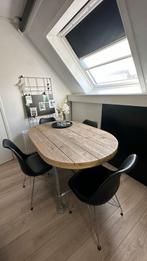 Steigerhouten Tafel + 4 Zwarte Stoelen, Huis en Inrichting, Tafels | Eettafels, Ophalen, Gebruikt, 100 tot 150 cm, Vier personen