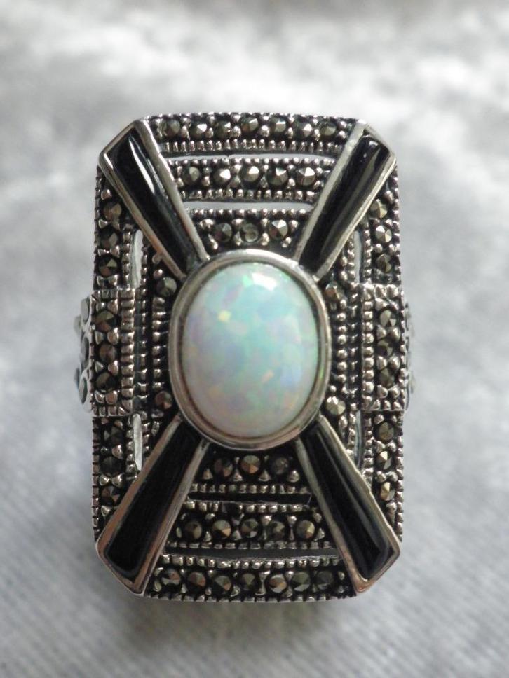Prachtige Grote Zilveren Art Deco Ring met Opaal en Zwarte O, Sieraden, Tassen en Uiterlijk, Antieke sieraden, Ring, Zilver, Met edelsteen