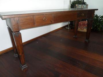 SIDE TABLE-TAFEL beschikbaar voor biedingen