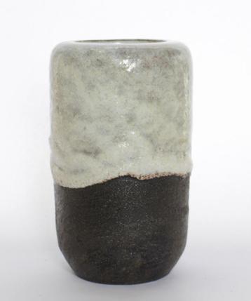 Keramisch Atelier De Steenuil aardewerk vaas beschikbaar voor biedingen