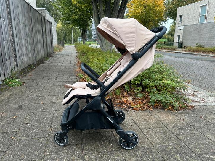 Easywalker Jackey buggy -  beige/zandkleur, Kinderen en Baby's, Buggy's, Zo goed als nieuw, Zonnekap, Ophalen