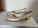 Bally pumps trouwschoenen champagne ecru pastel 39,5 6,5, Pumps, Beige, Ophalen of Verzenden, Van bally