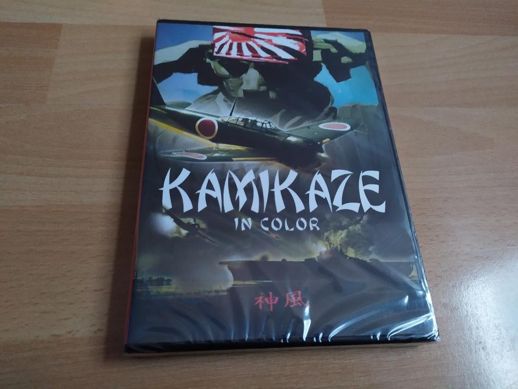 Kamikaze in Color, Alle leeftijden, Ophalen of Verzenden, Nieuw in verpakking, Oorlog of Misdaad