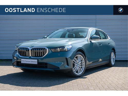 BMW i5 eDrive40 / Trekhaak / Bowers & Wilkins / Adaptieve LE, Auto's, BMW, Bedrijf, Te koop, i5, Achteruitrijcamera, Alarm, Apple Carplay
