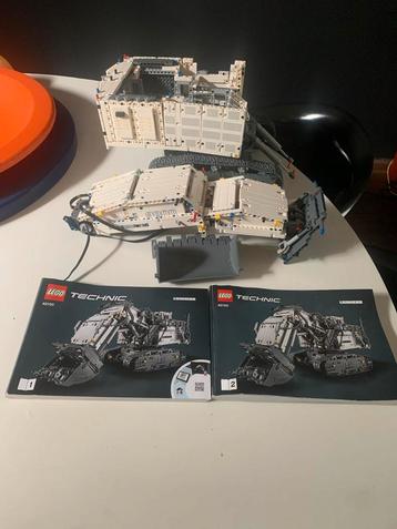 Lego Technic 42100 Liebherr R 9800 Graafmachine compleet beschikbaar voor biedingen