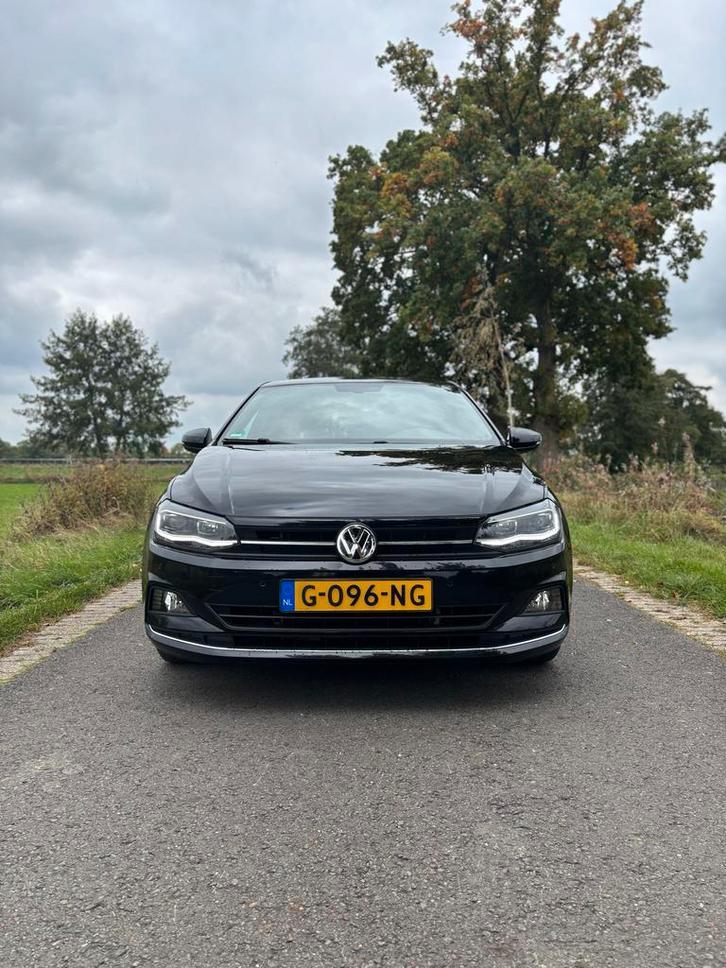 Volkswagen Polo Highline 1.0 TSI 95pk 2019 Zwart, Auto's, Volkswagen, Particulier, Polo, Achteruitrijcamera, Adaptive Cruise Control