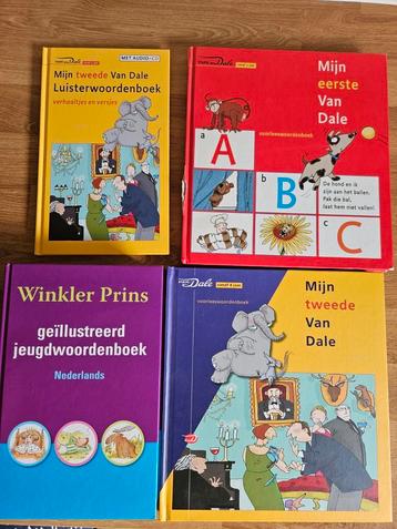 Mijn eerste en tweede Van Dale jeugdwoordenboeken beschikbaar voor biedingen