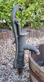 Oude gietijzeren waterpomp water pomp, Tuin en Terras, Waterpompen, Ophalen, Gebruikt, Handmatig, Overige typen