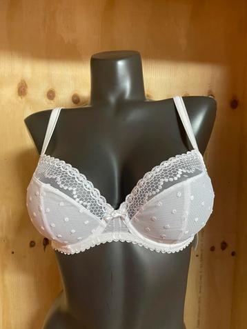 Chantelle bh 65e model 2041 beschikbaar voor biedingen