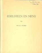Mr. M.l.Stibbe - Edelsteen en mens De Nieuwe Boekerij 1962., Boeken, Esoterie en Spiritualiteit, Gelezen, Ophalen