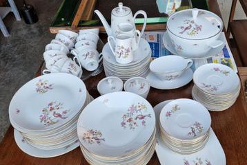 Compleet prachtig 12 persoons servies 80 delen Kahla Konitz  beschikbaar voor biedingen