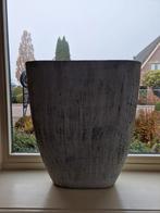 2 Grote Smalle Bloempotten, 25 tot 40 cm, Gebruikt, Overige vormen, Beton