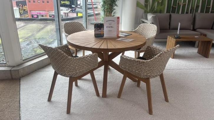 tuintafel en lounge set, Tuin en Terras, Tuinsets en Loungesets, Zo goed als nieuw, Tuinset, Aluminium, Bank, Bijzettafel, Eettafel