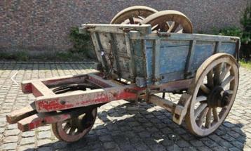 Antieke houten getrokken kiepwagen beschikbaar voor biedingen