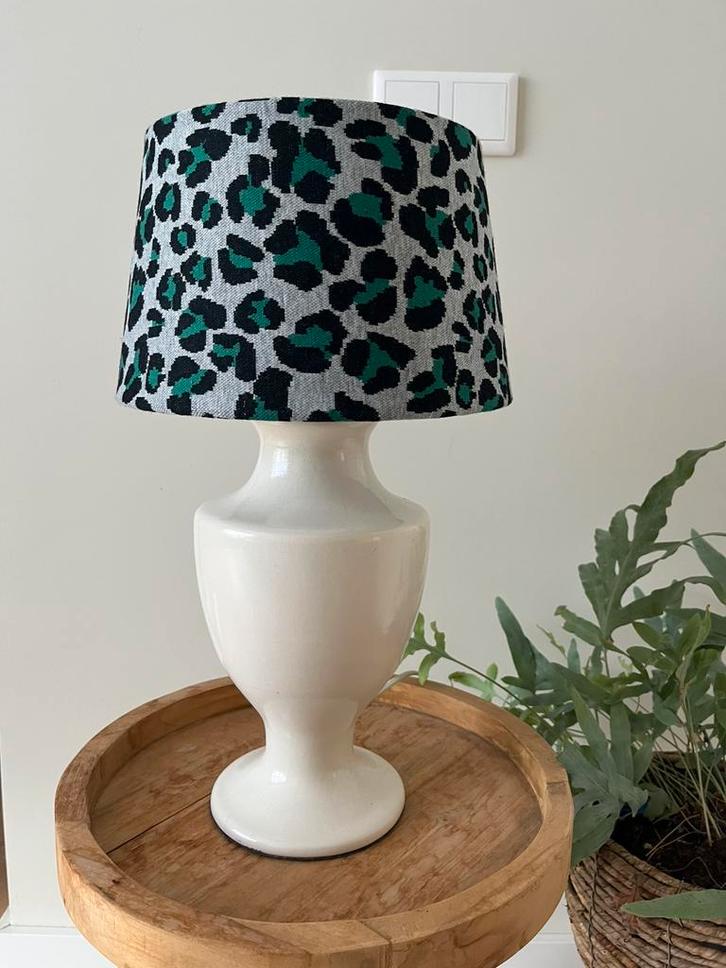 Leuke lampenkap in panter print stijl! NIEUW, Huis en Inrichting, Lampen | Tafellampen, Zo goed als nieuw, Ophalen of Verzenden