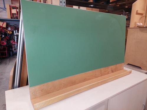 Wand- schilderbord / krijtbord  met afleggoot De Rolf Groep, Kinderen en Baby's, Speelgoed | Educatief en Creatief, Zo goed als nieuw