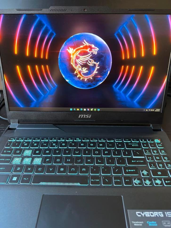 Cyborg Msi 15 laptop bundel, Computers en Software, Windows Laptops, Ophalen