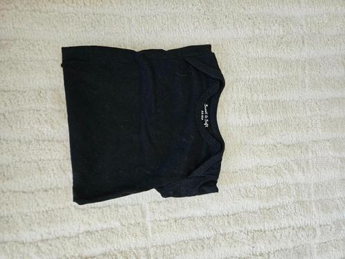 Zwarte romper maat 62/68, Kinderen en Baby's, Babykleding | Maat 62, Zo goed als nieuw, Jongetje of Meisje, Nacht- of Onderkleding