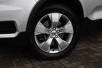 Volvo XC40 T4 Momentum | Keyless Entry| Elektrisch bedienbar, 12 maanden, 15 km/l, Euro 6, Leder en Stof