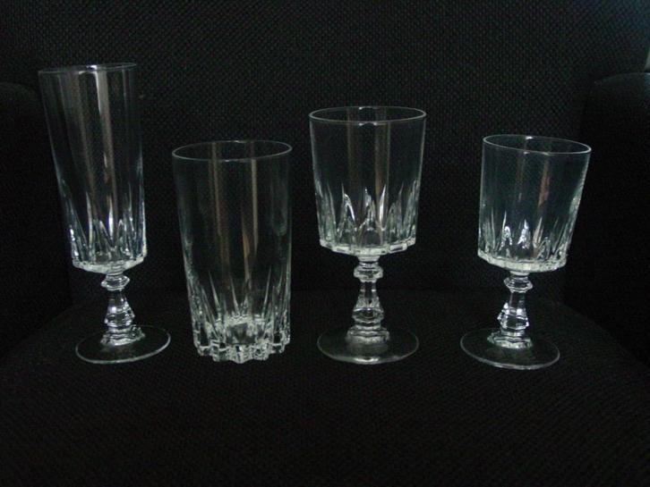 36-delig kristal glasservies Cristal D`or Durand Louvre, Huis en Inrichting, Keuken | Servies, Zo goed als nieuw, Glas of Glazen