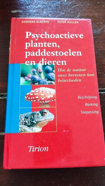 P. Mullen - Psychoactieve planten, paddestoelen en dieren beschikbaar voor biedingen