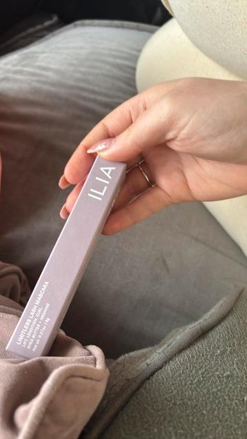 ILIA limitless lash mascara beschikbaar voor biedingen