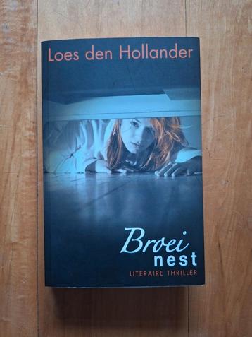 Loes den Hollander - Broeinest beschikbaar voor biedingen