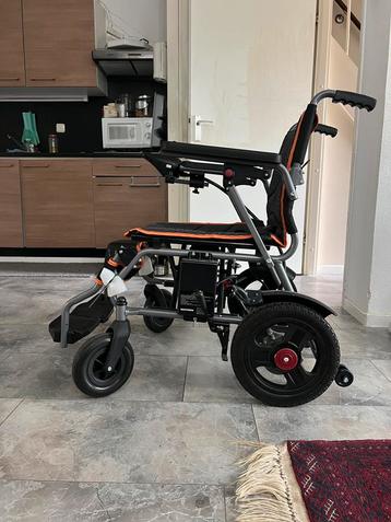 NIEUW Elektrische bedienbare Rolstoen beschikbaar voor biedingen