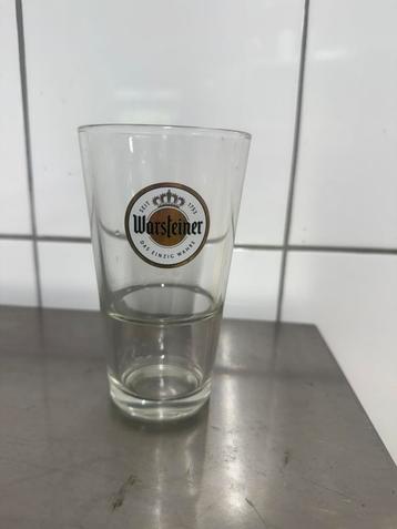 Warsteiner glazen beschikbaar voor biedingen