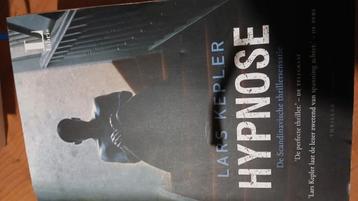 Lars Kepler - Hypnose beschikbaar voor biedingen