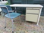 Vintage metalen bureautje met stoel, jaren 50/60, Huis en Inrichting, Bureaus, Gebruikt, Ophalen