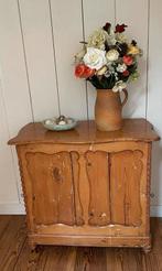 Antiek grenen kastje, ca. 1900, voor kleine ruimtes, Antiek en Kunst, Antiek | Meubels | Kasten, Ophalen