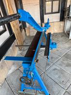 Blauw metalen knipschaar, Ophalen