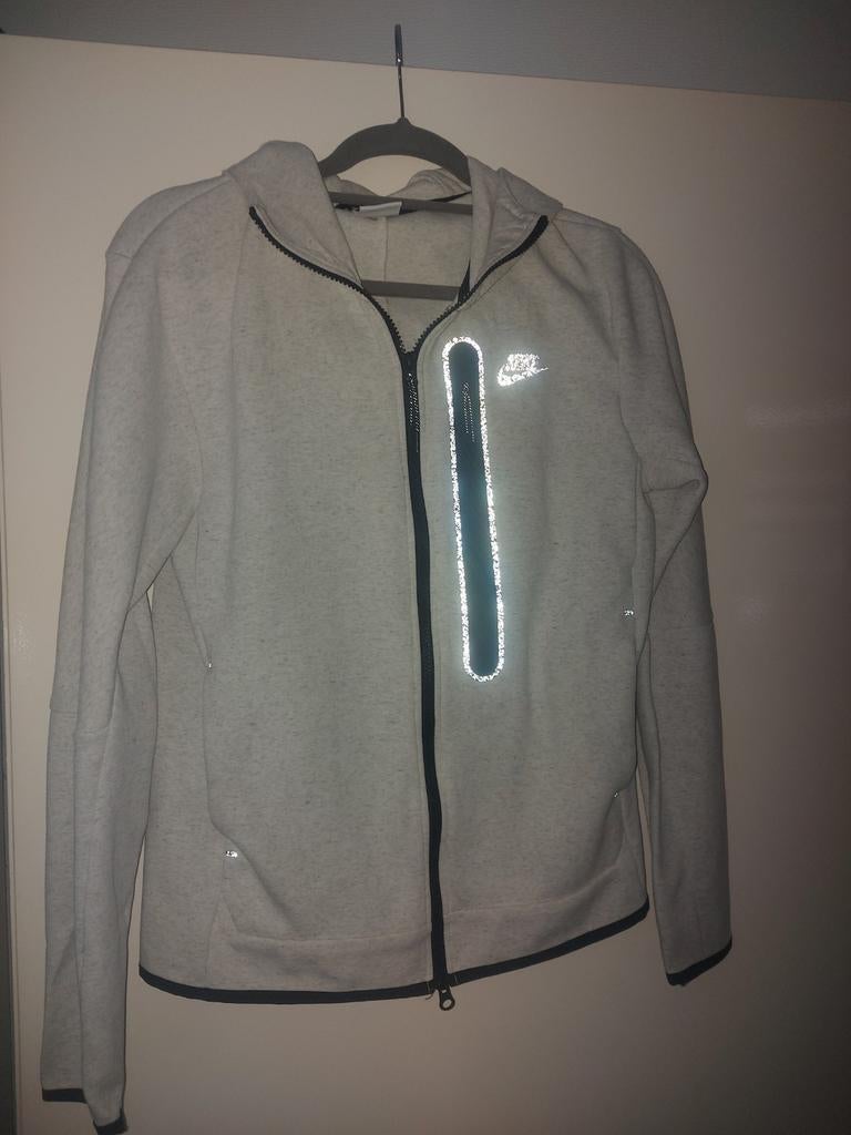 Nike Tech Pack Vest en broek - Nieuwstaat, Nike, Ophalen of Verzenden, Zo goed als nieuw, Grijs