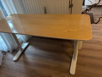 IKEA Bekant Bureau 140x60 - afbeelding 1