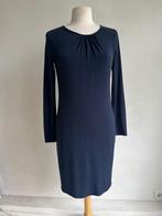 velvet jurkje blauw maat m, Kleding | Dames, Maat 38/40 (M), Velvet, Zo goed als nieuw, Knielengte