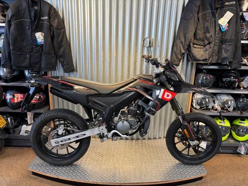 Derbi Senda Limited Edition, Fietsen en Brommers, Brommers | Derbi, Zo goed als nieuw, Maximaal 45 km/u, Ophalen of Verzenden