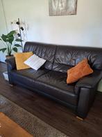 Twee nette leren banken bankstel, Huis en Inrichting, Banken | Bankstellen, Ophalen, Gebruikt, 75 tot 100 cm