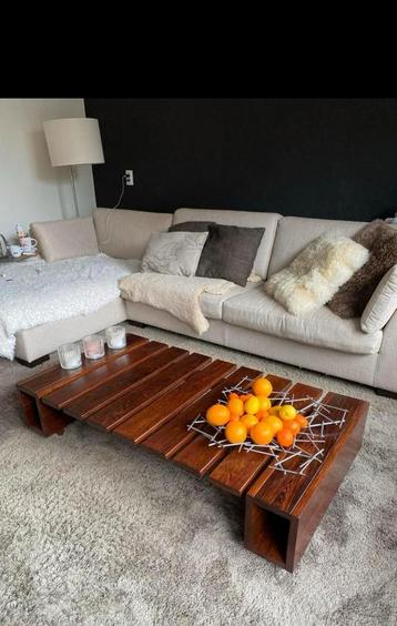 Wengé Salontafel / Bank - Brutalistisch '70 beschikbaar voor biedingen