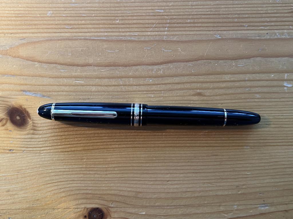 Mont Blanc Le Grand Gold Coated Vulpen ZGAN, Ophalen of Verzenden, Zo goed als nieuw, Vulpen, Mont Blanc