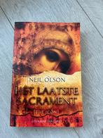 Het Laatste Sacrament - Neil Olson, Ophalen of Verzenden, Zo goed als nieuw, Nederland