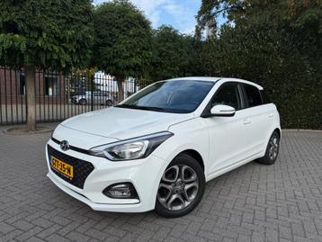 Hyundai I20 1.2 (4 cil.), Apple CarPlay, AIRCO, Cruise Contr beschikbaar voor biedingen