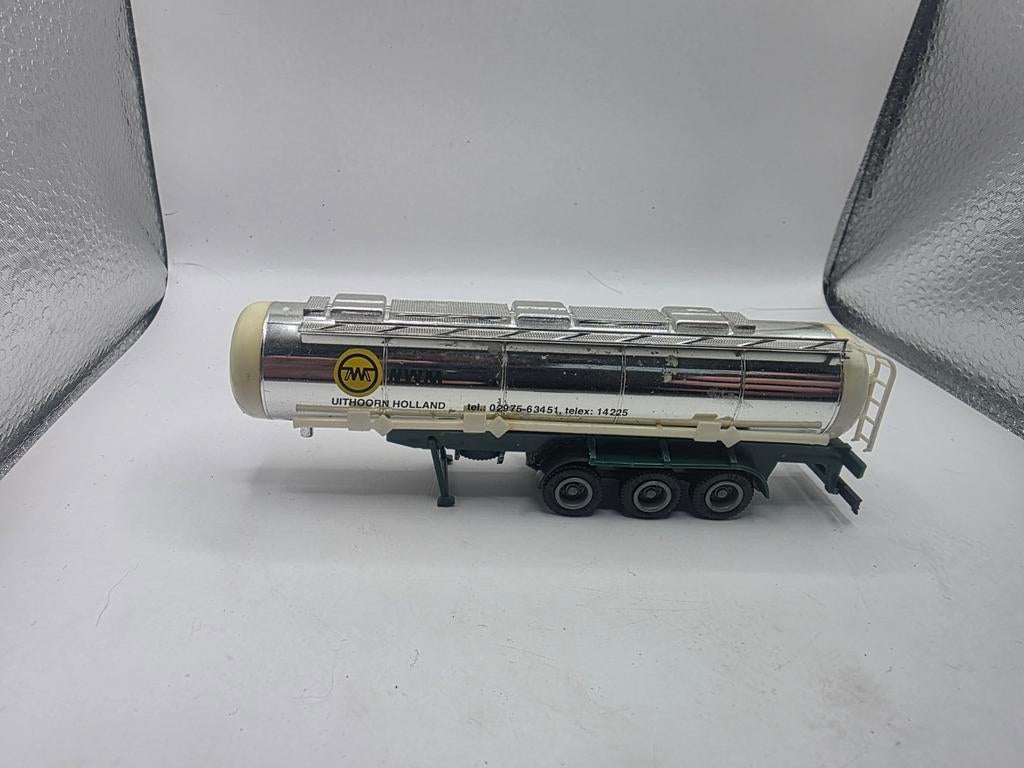 Tank trailer, Hobby en Vrije tijd, Modelauto's | 1:87, Ophalen of Verzenden, Zo goed als nieuw, Bus of Vrachtwagen
