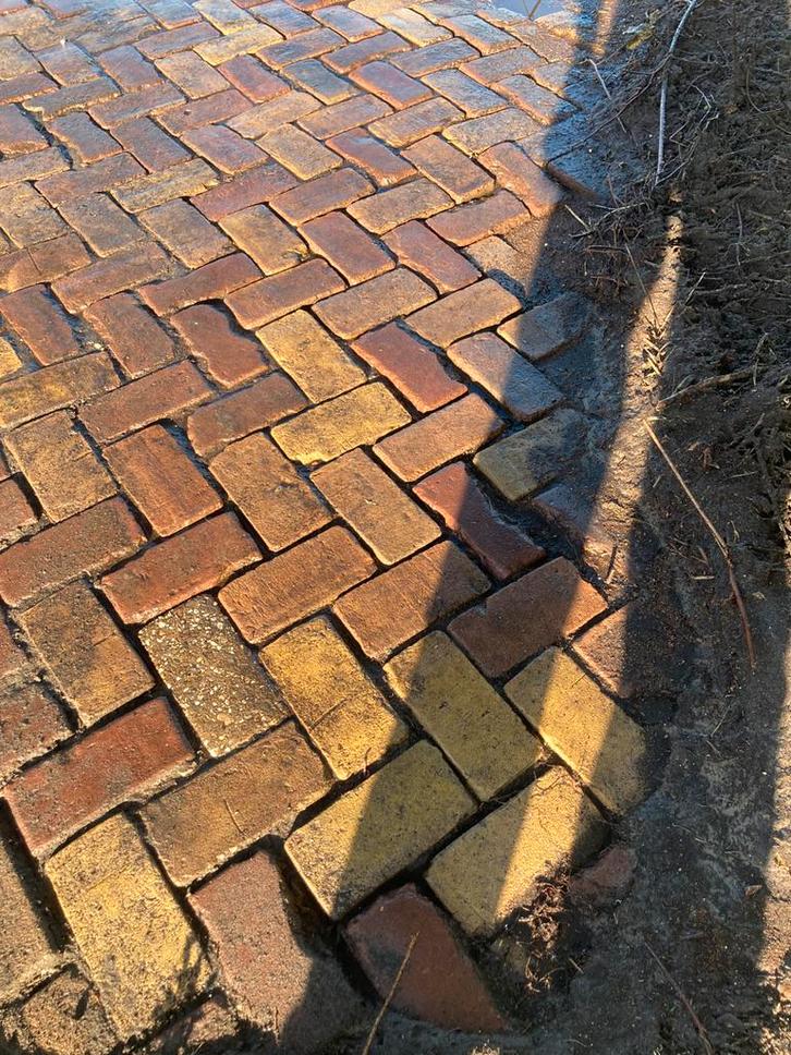 Ruim 40 m2  oud gebakken klinkers keiformaat (20x10x9 cm), Tuin en Terras, Tegels en Klinkers, Gebruikt, Klinkers, Overige materialen