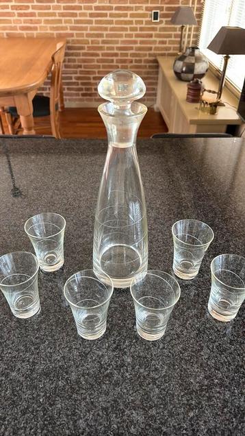 Wijnkaraf beschikbaar voor biedingen